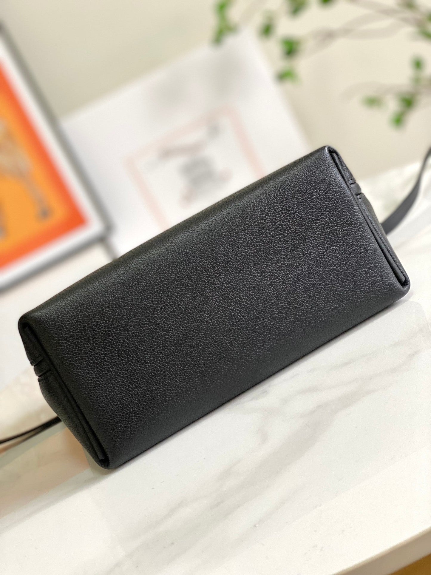 HM 24/24 Mini Bag 21cm Black Evercolor Leather Silver Hardware