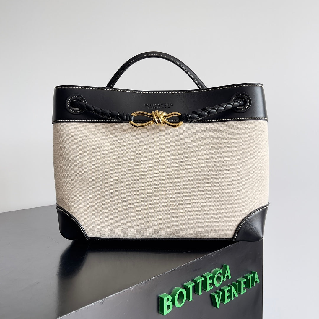 BV Medium Andiamo 32 In Beige Canvas Black Calfskin 209020
