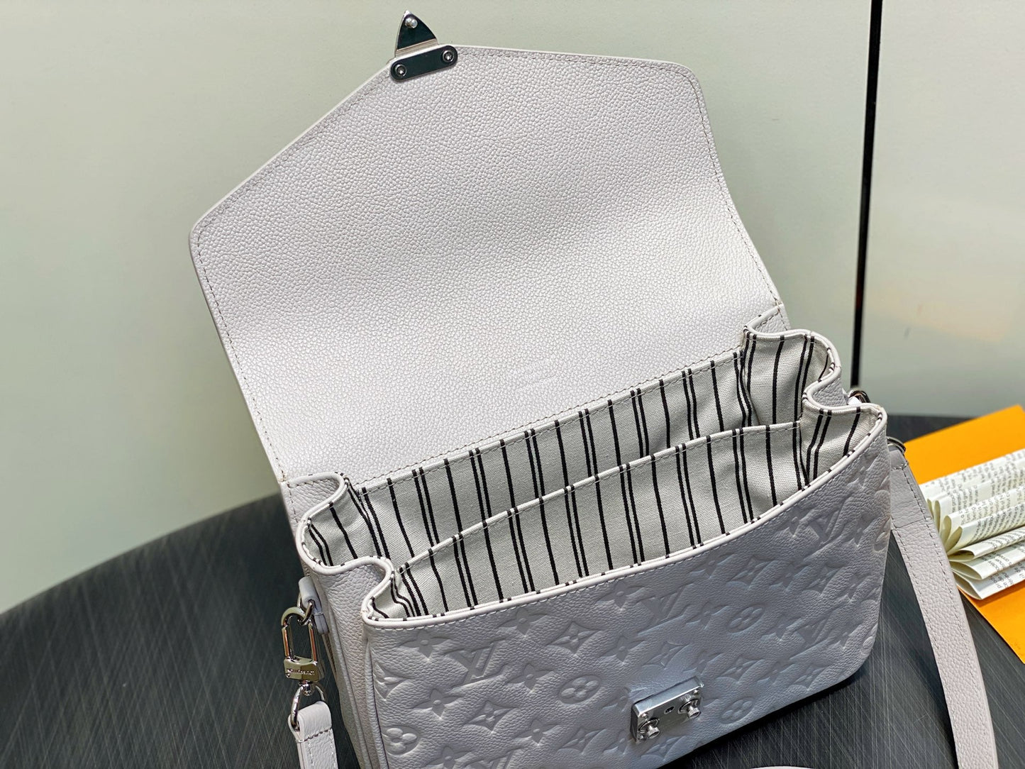 LV Pochette Metis 25cm White Monogram Empreinte Leather 331021