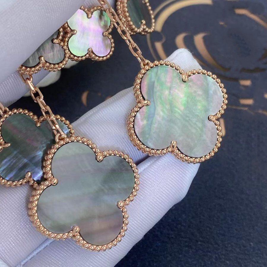 BOUCLES D'OREILLES DIANA CLOVER NACRE FONCÉE 4 MOTIFS OR ROSE
