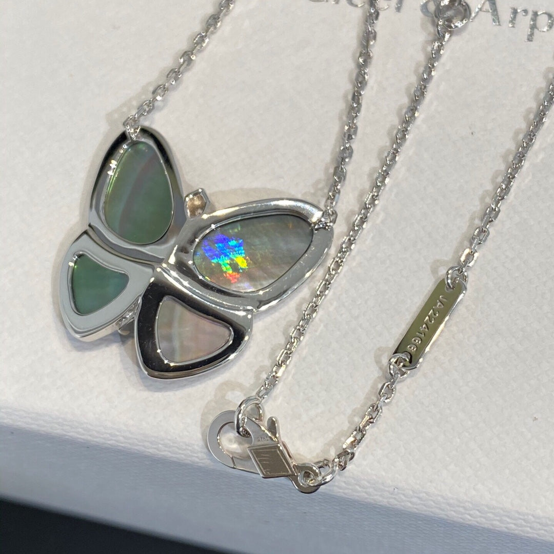 Collier avec pendentif en argent et diamants Diana Grand Papillon