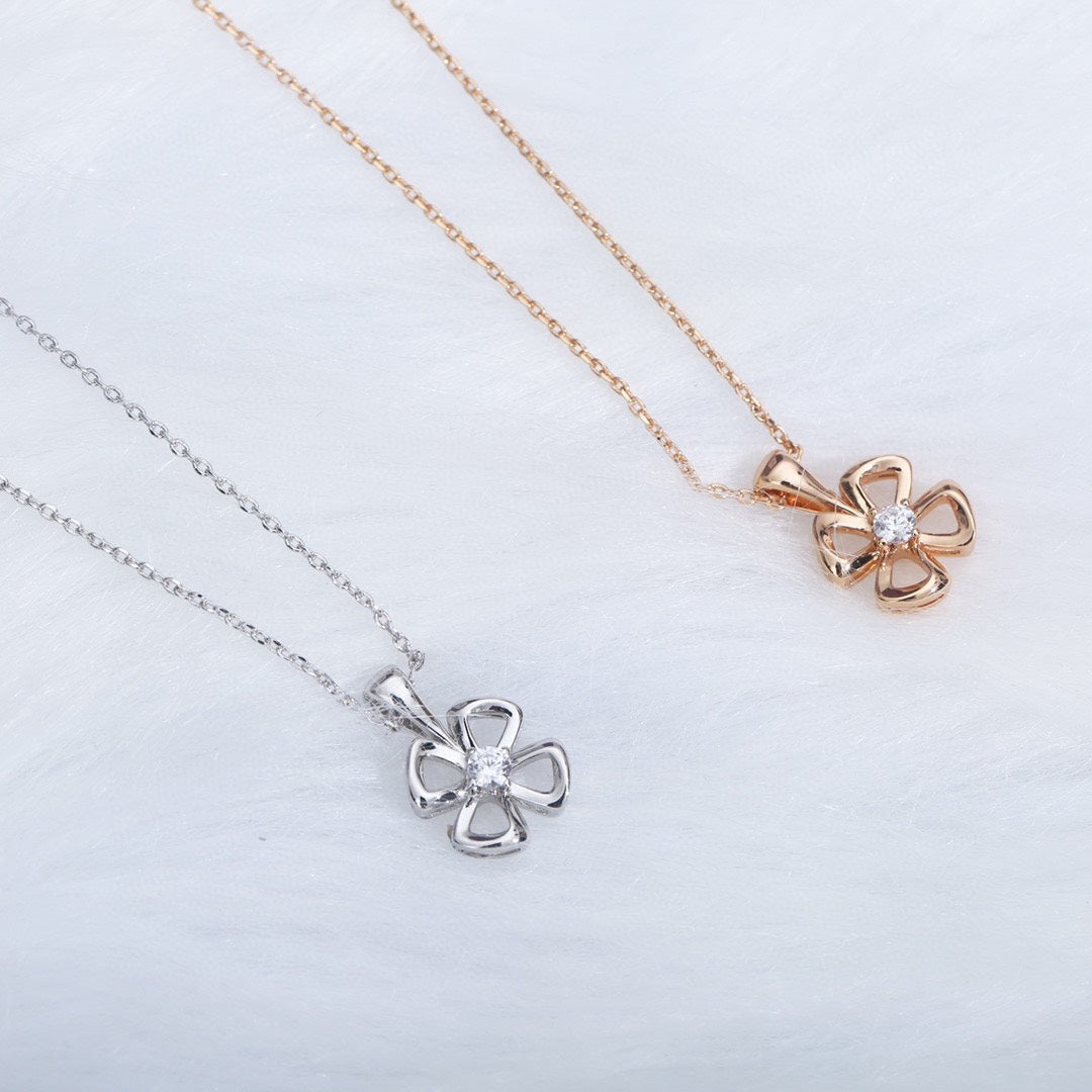 COLLIER DIANA FIOREVER CENTRE DIAMANT