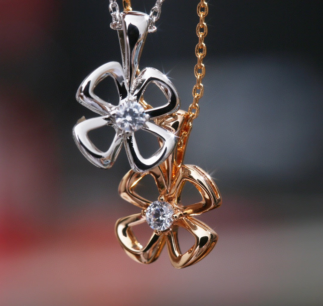 COLLIER DIANA FIOREVER CENTRE DIAMANT