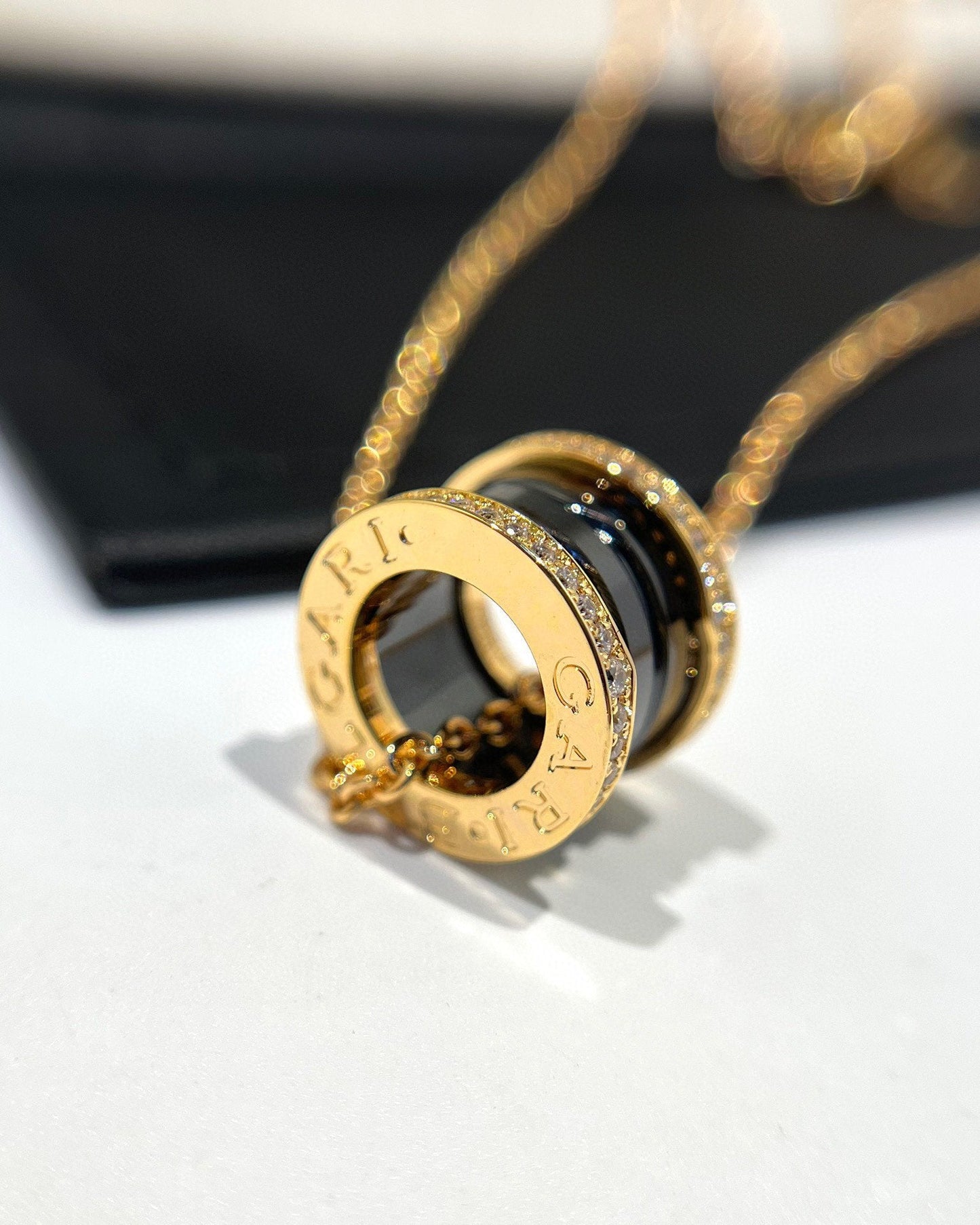 DIANA ZERO 1 BLACK CERAMIC DIAMOND PINK GOLD NECKLACE