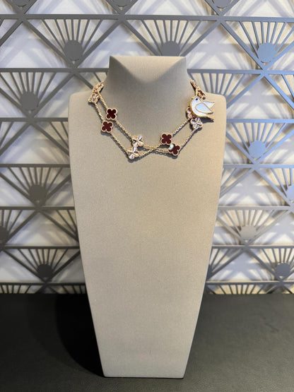 CLOVER 20 MOTIFS LASER CARNELIAN NECKLACE