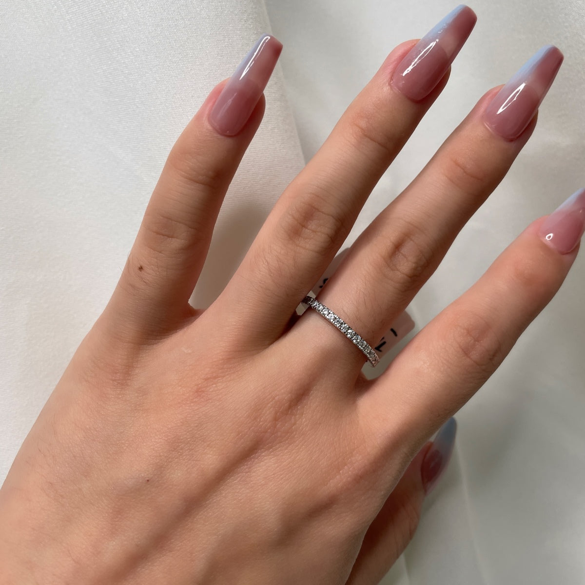 [HOT] Bague quotidienne délicate et scintillante à taille ronde