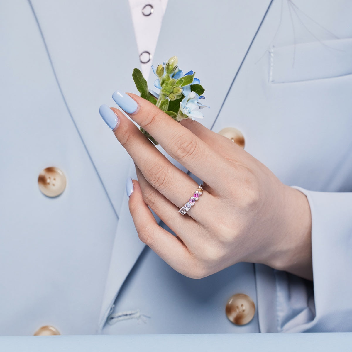 [HOT] Bague quotidienne délicate et vibrante taille émeraude