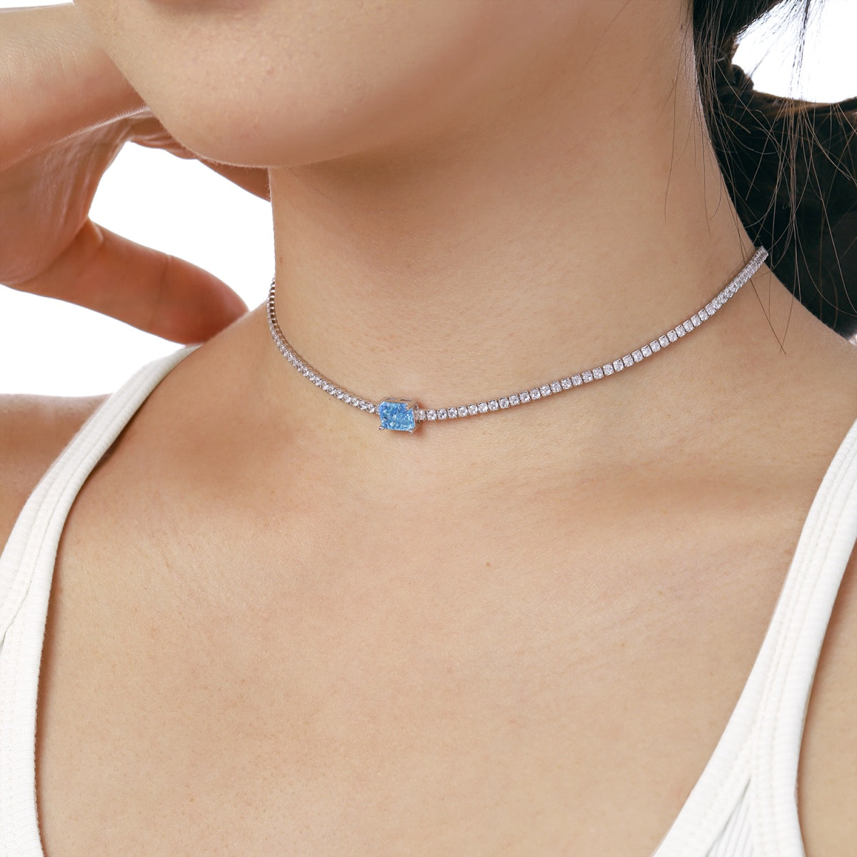 [HOT] Collier orné d'émeraude taille 2,0 carats