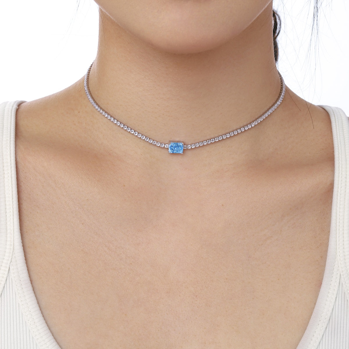 [HOT] Collier orné d'émeraude taille 2,0 carats
