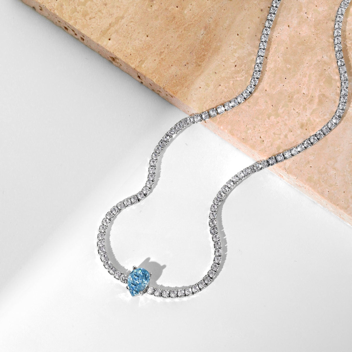 [HOT] Collier tennis unique taille poire de 1,0 carat