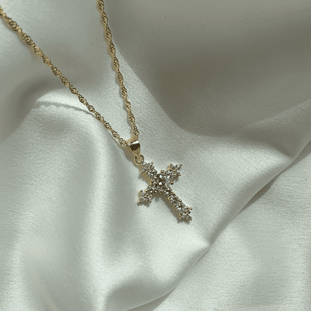 [HOT] Collier délicat en forme de croix