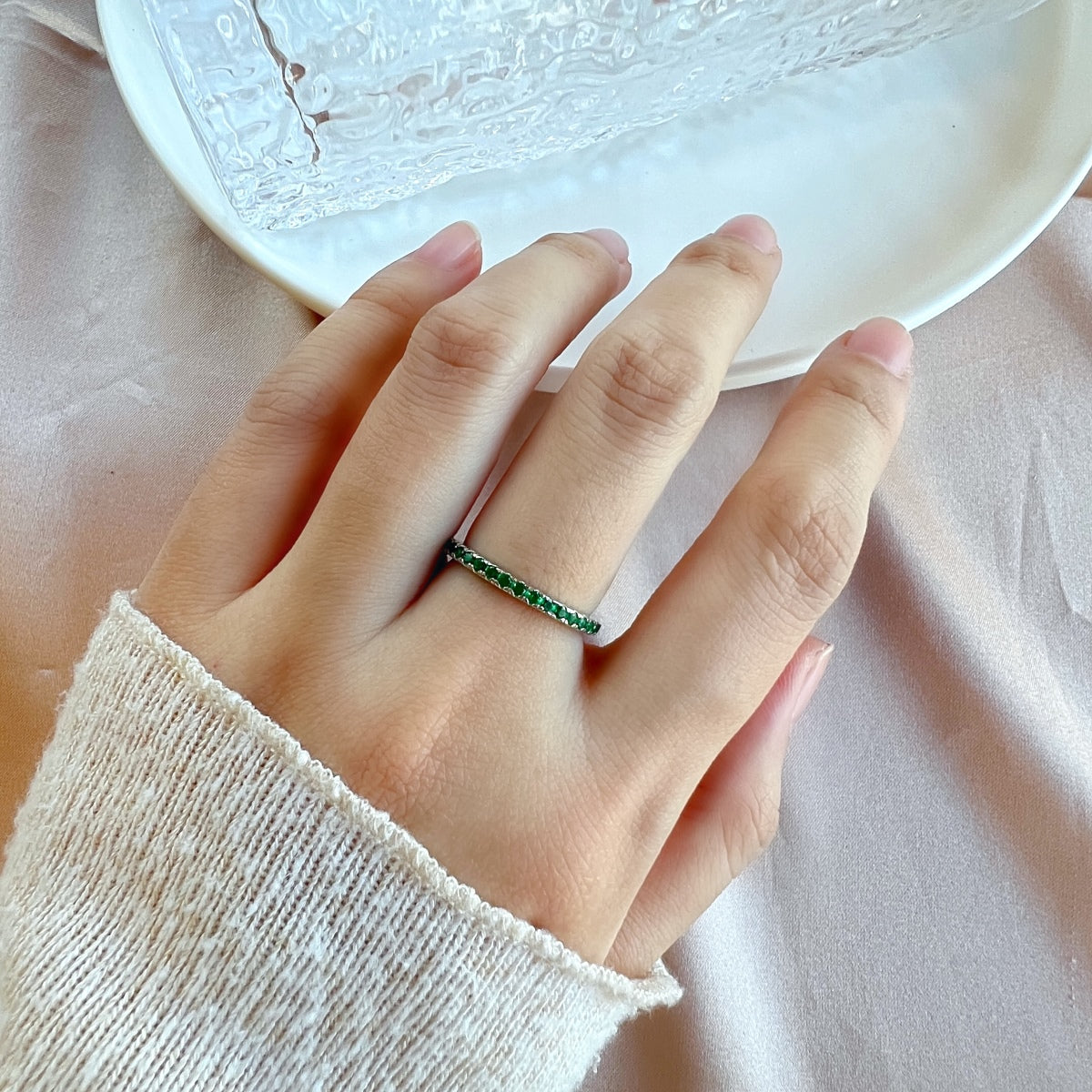 [HOT] Bague quotidienne délicate et scintillante à taille ronde