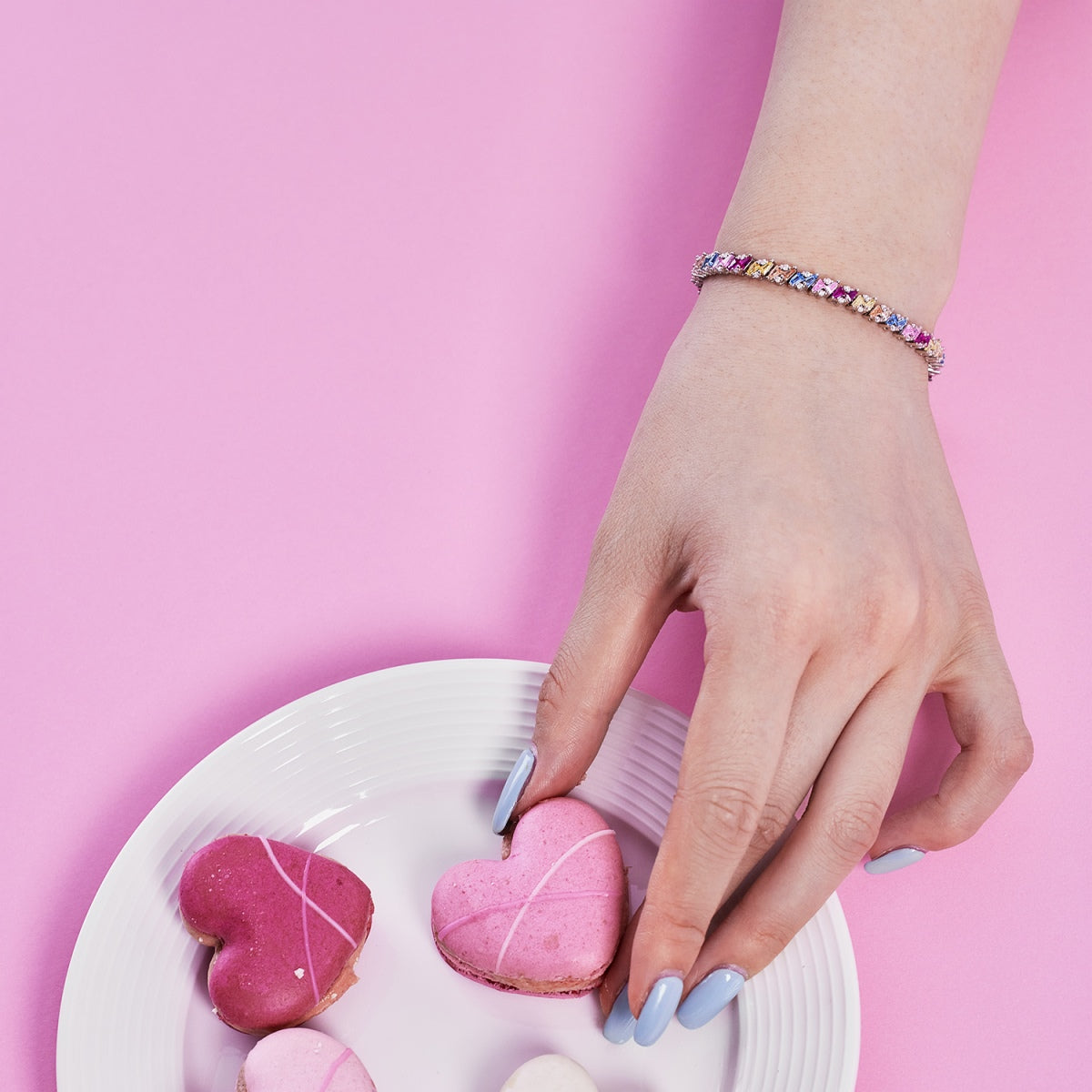 [HOT] Bracelet de fête multi-coupes orné et scintillant