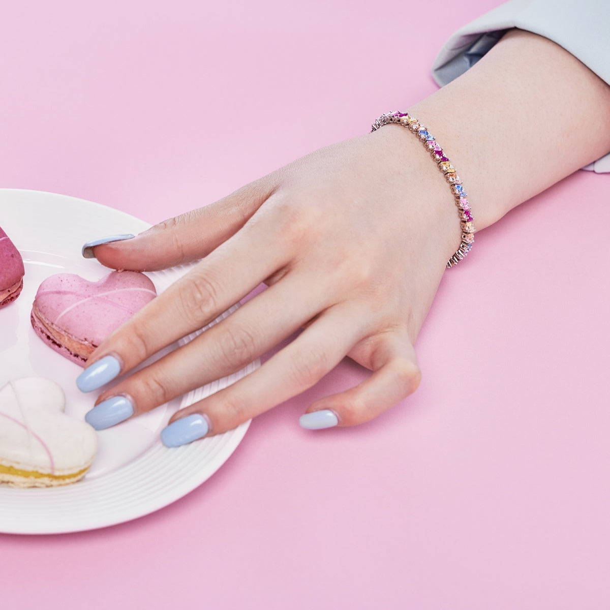 [HOT] Bracelet de fête multi-coupes orné et scintillant
