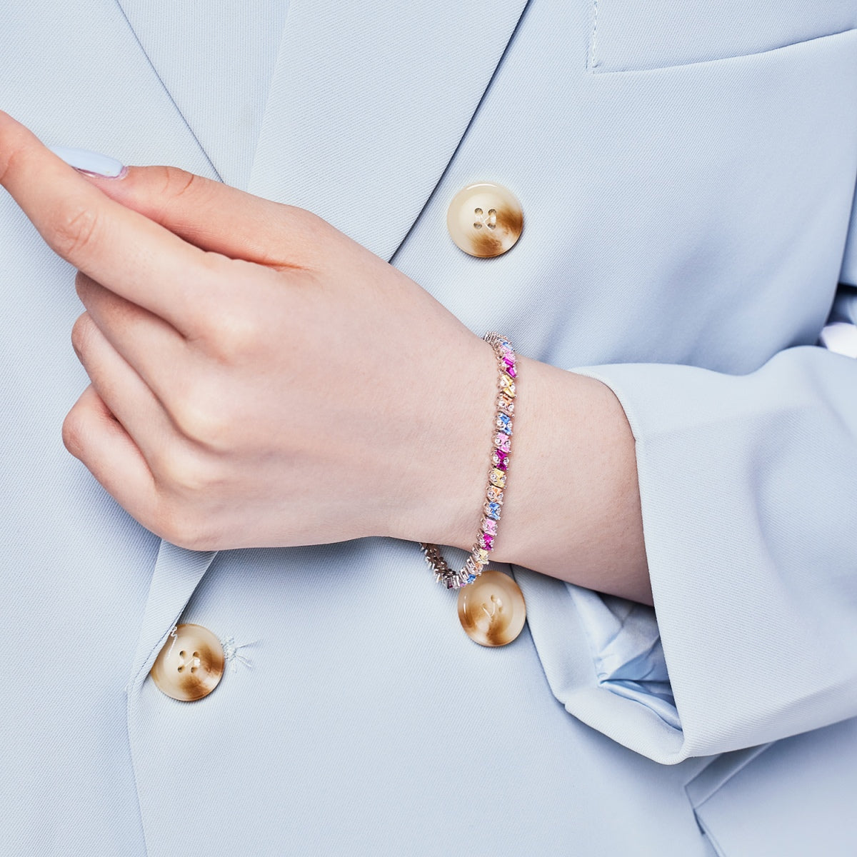 [HOT] Bracelet de fête multi-coupes orné et scintillant