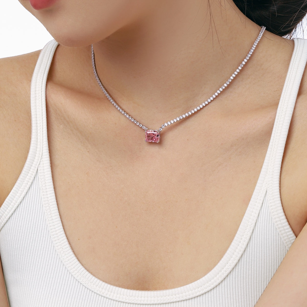 [HOT] Collier élégant taille radiant de 4,0 carats