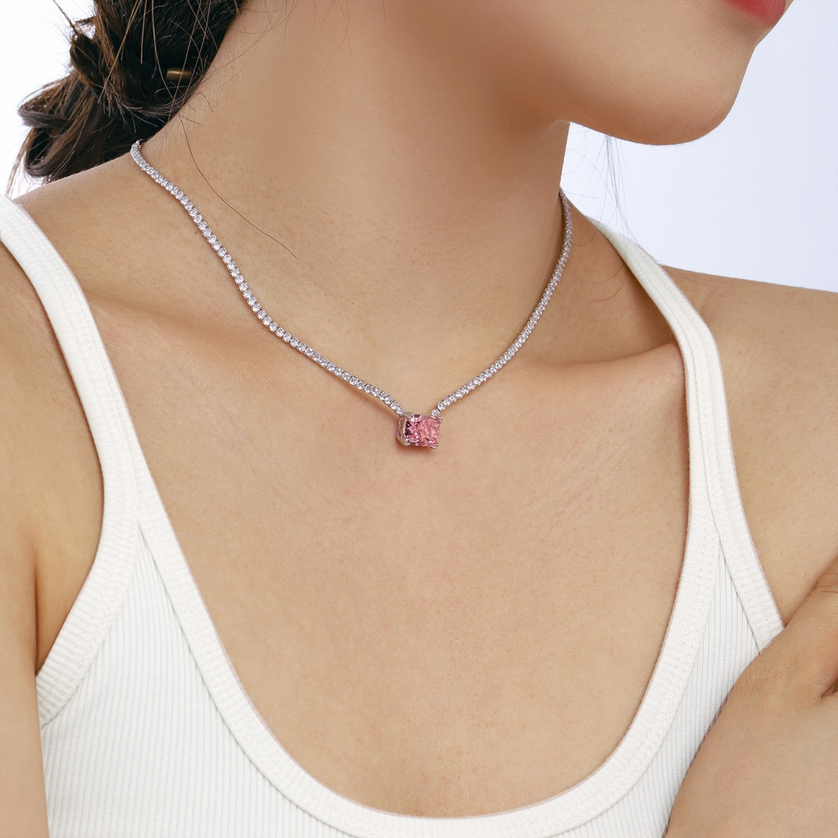 [HOT] Collier élégant taille radiant de 4,0 carats