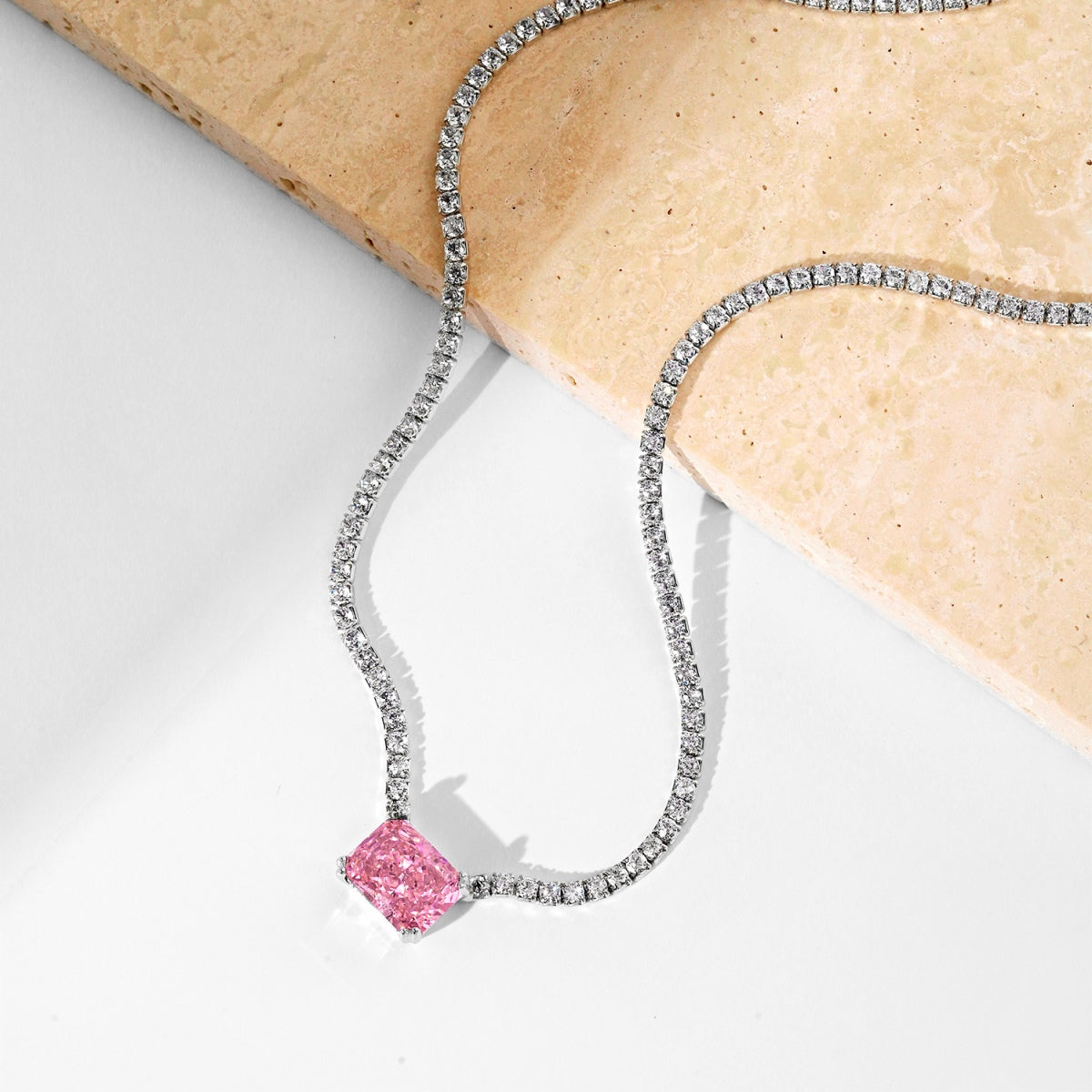 [HOT] Collier élégant taille radiant de 4,0 carats