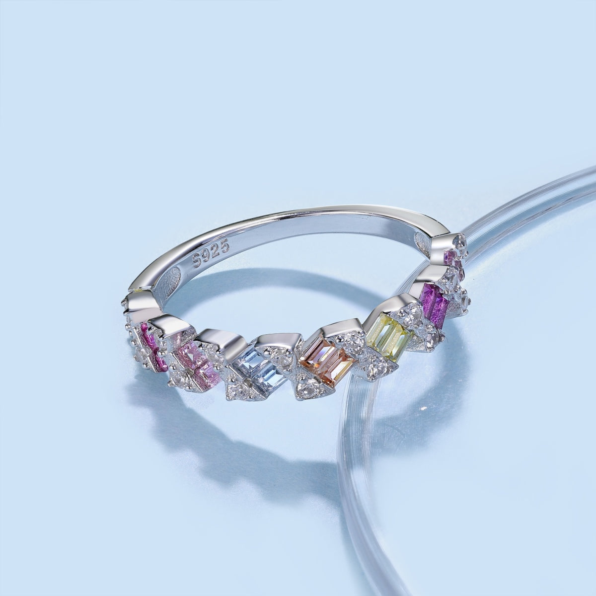 [HOT] Bague quotidienne délicate et vibrante taille émeraude