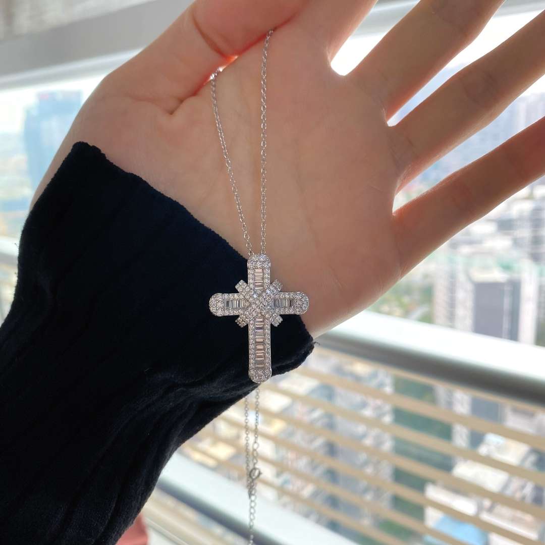 [HOT] Collier gypsophile avec diamants