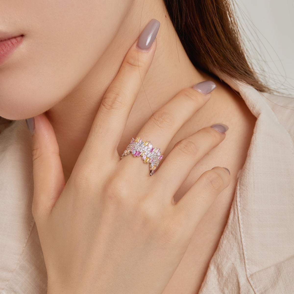 [HOT] Bague quotidienne luxueuse et colorée à coupe radiante