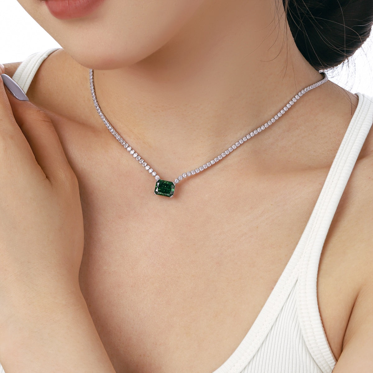 [HOT] Collier élégant taille radiant de 4,0 carats