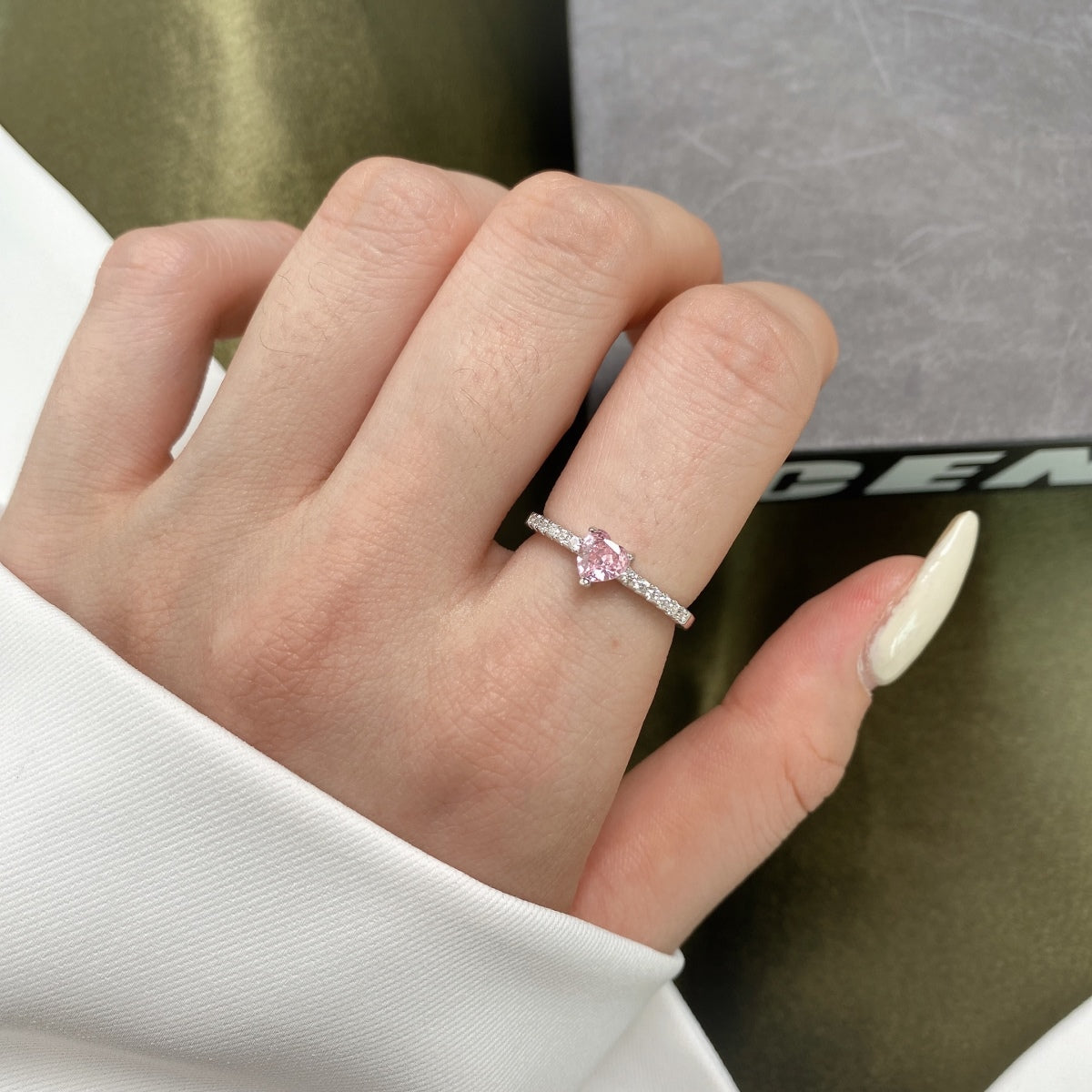 [HOT] Bague d'amour en forme de cœur de 0,5 carat CaratEternity