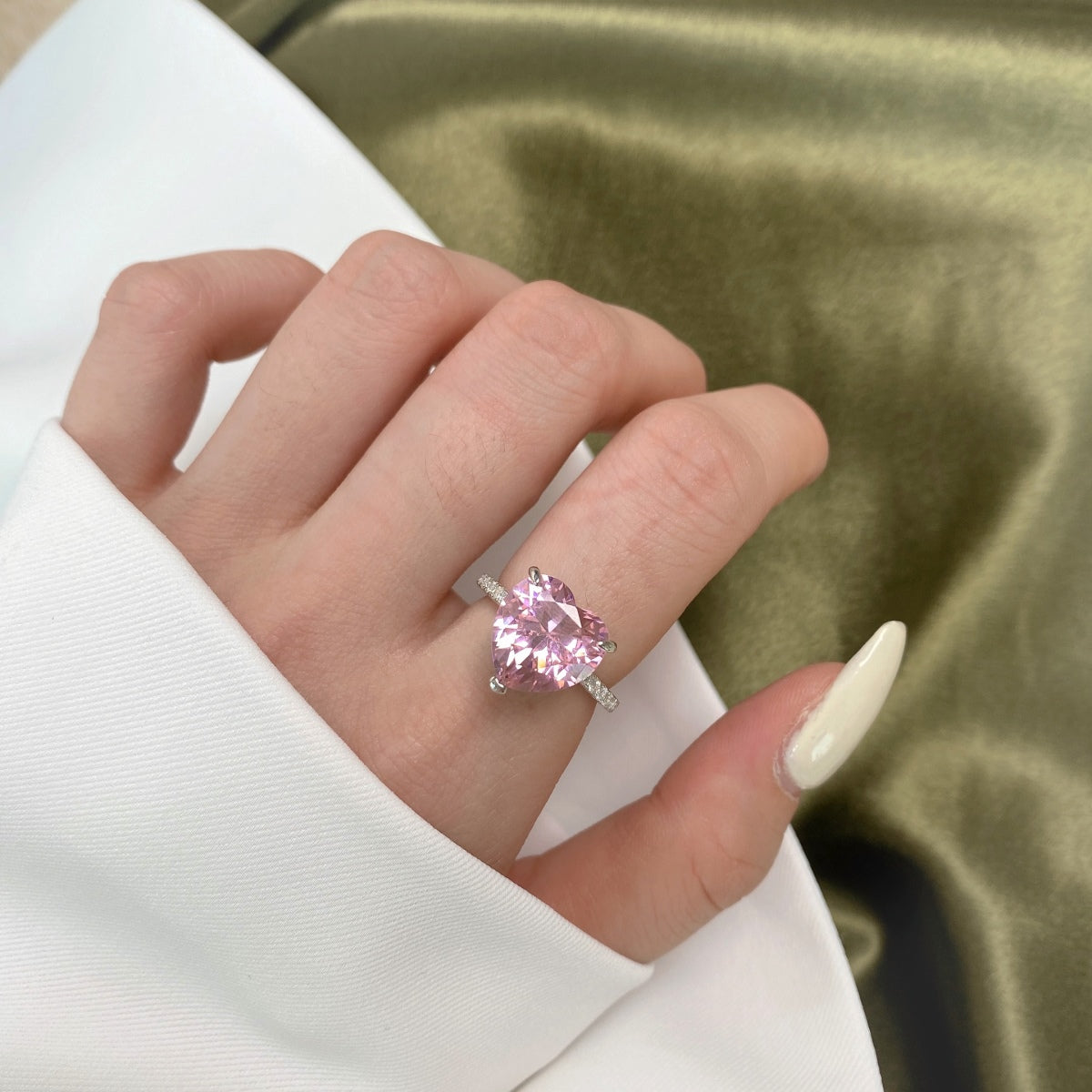 [HOT] Bague romantique luxueuse en forme de cœur scintillante de 6,0 carats