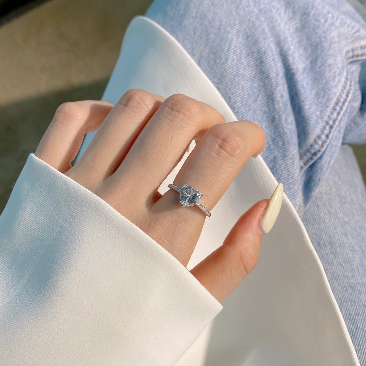 [HOT]2.0 Carat Dazzling Lustrous Heart Cut Lover Ring