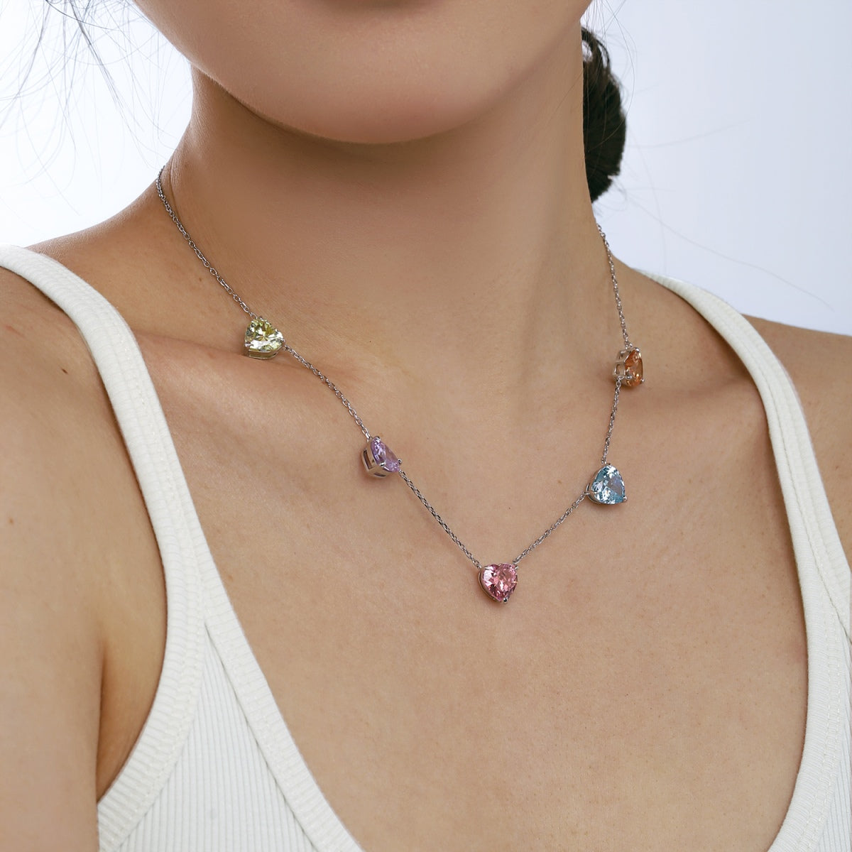 [HOT] Collier scintillant en forme de cœur coloré