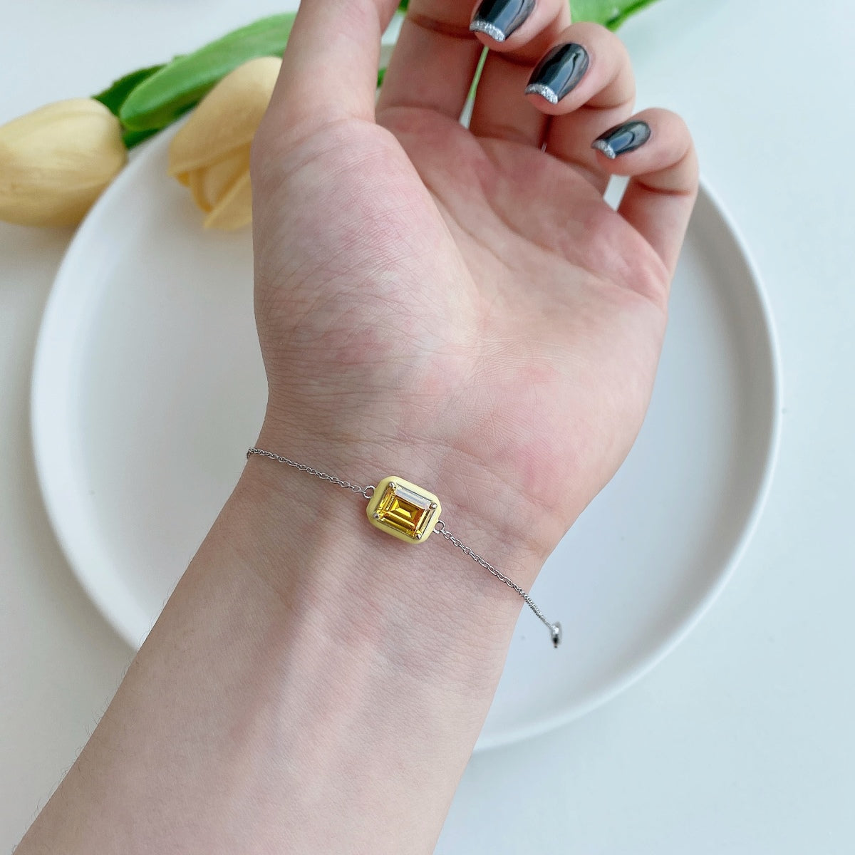 [HOT]2.0 Carat Sparkling Colorful Emerald Cut Daily Bracelet