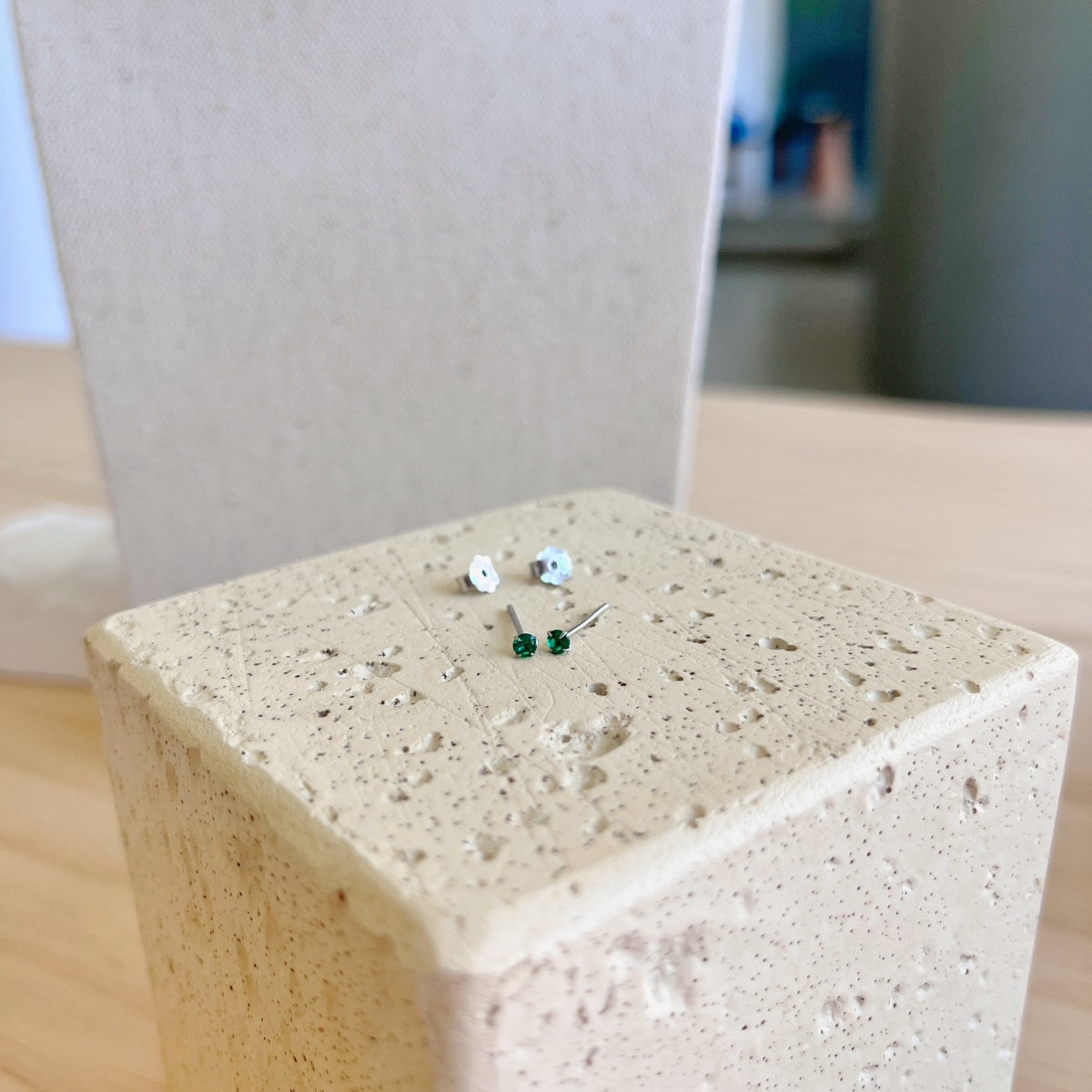 [HOT] Boucles d'oreilles solitaires délicates
