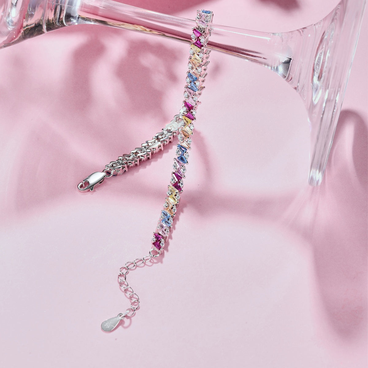 [HOT] Bracelet de fête multi-coupes orné et scintillant