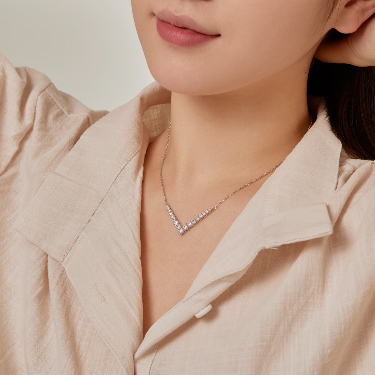[HOT] Collier rond orné