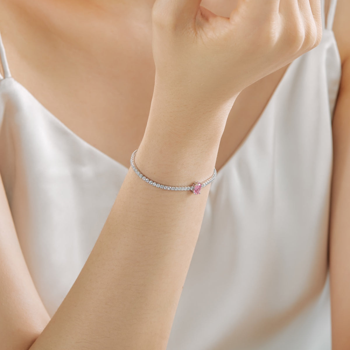 [HOT] Bracelet quotidien exquis taille ovale de 0,75 carat