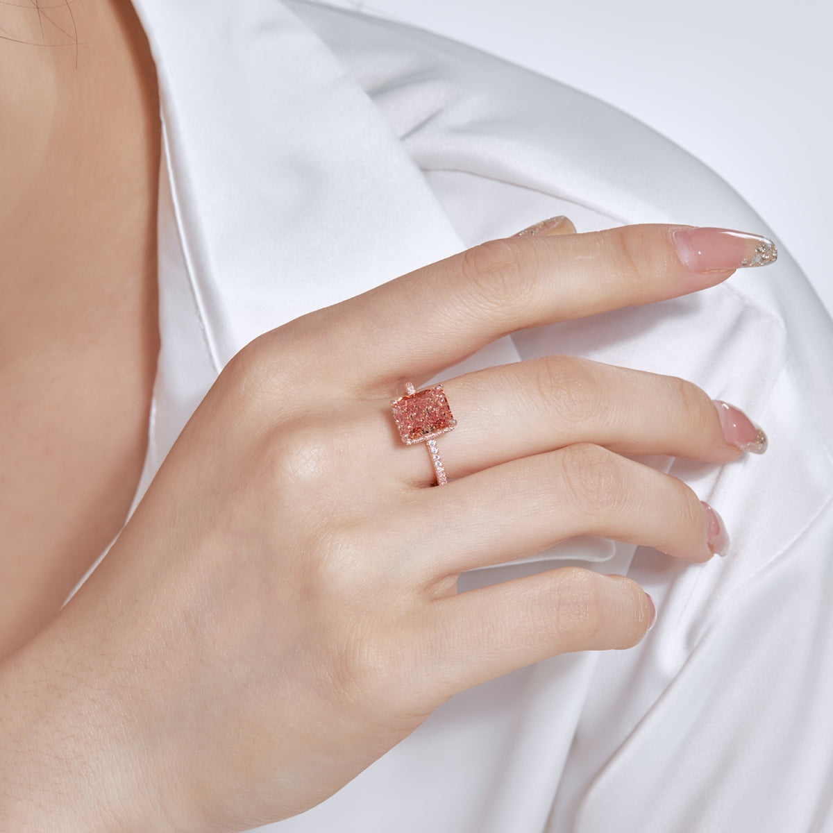 [HOT] Bague de fiançailles luxueuse de 4,0 carats