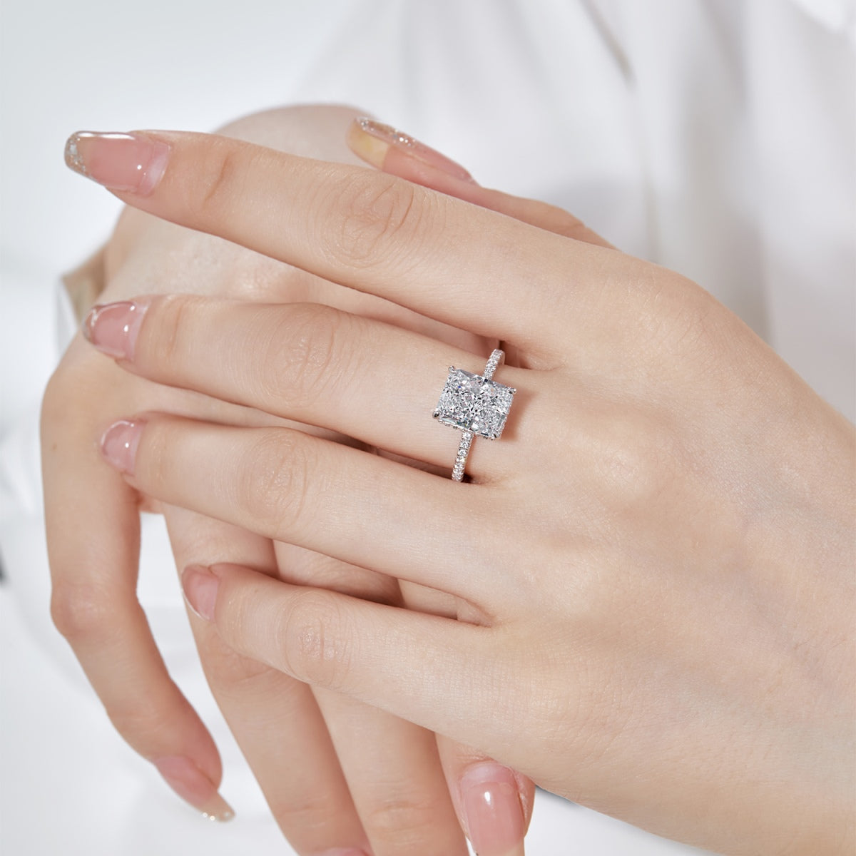 [HOT] Bague de fiançailles luxueuse de 4,0 carats