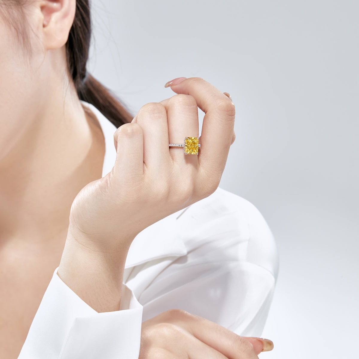 [HOT] Bague de fiançailles luxueuse de 4,0 carats