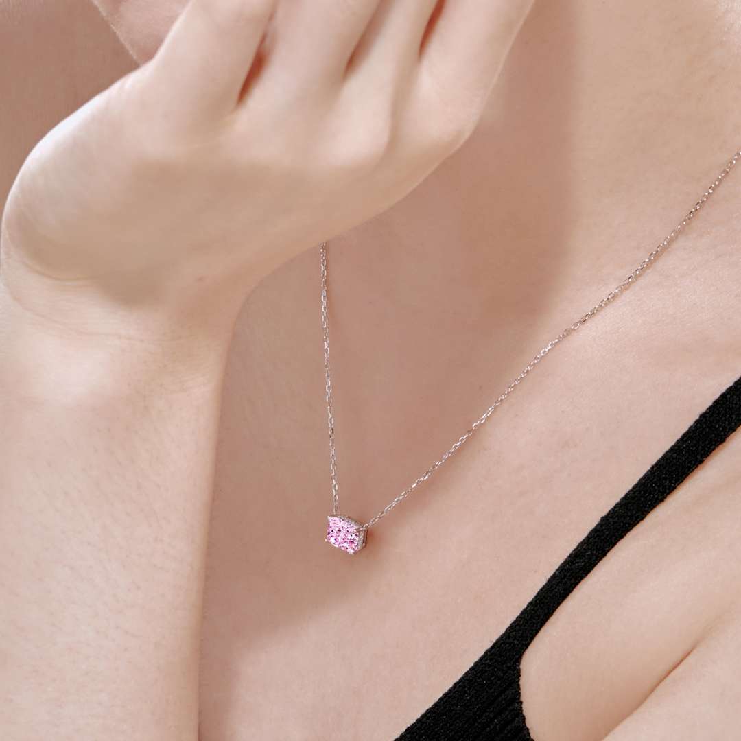 [HOT] Collier coloré de forme carrée luxueuse