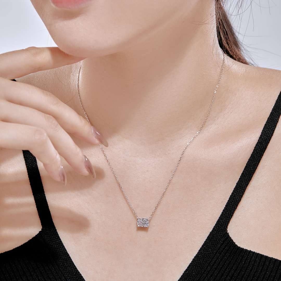 [HOT] Collier coloré de forme carrée luxueuse