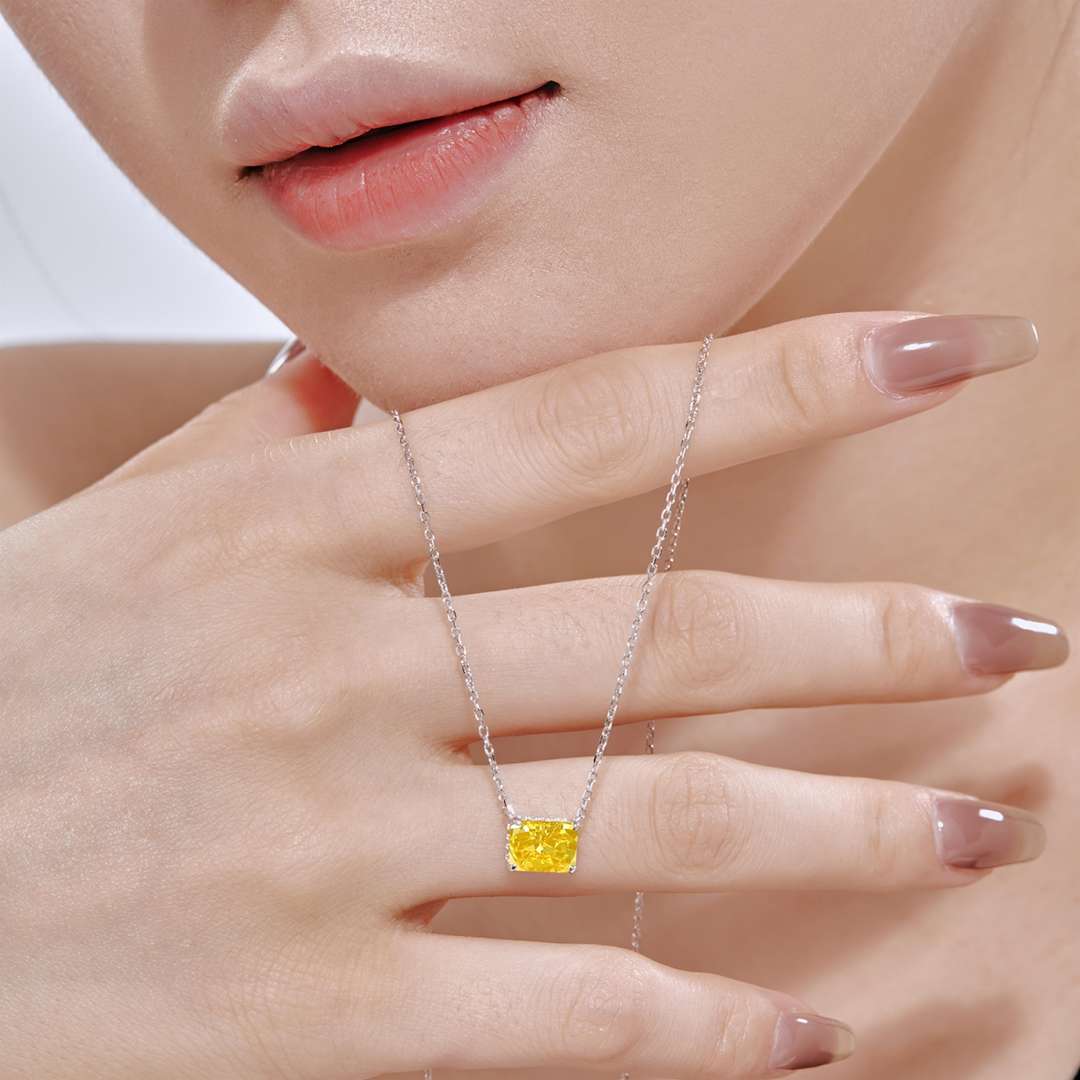 [HOT] Collier coloré de forme carrée luxueuse