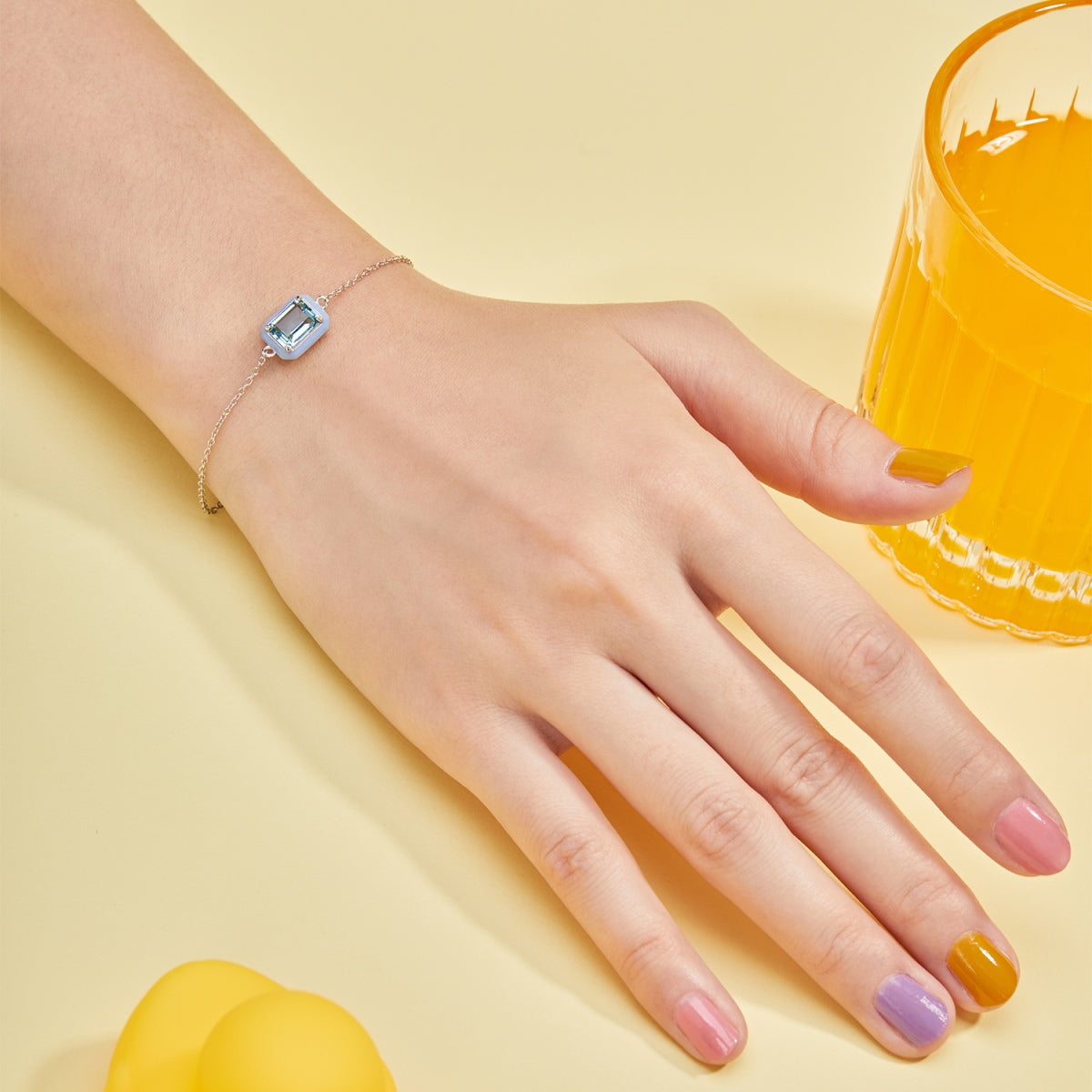 [HOT]2.0 Carat Sparkling Colorful Emerald Cut Daily Bracelet
