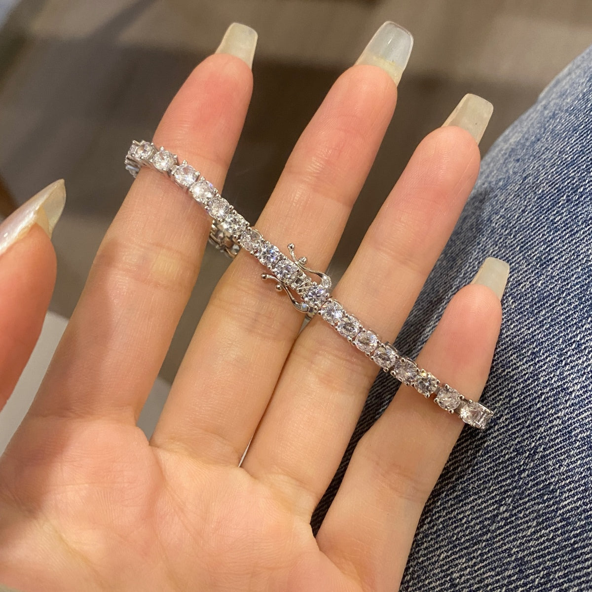 [HOT]سوار تنس فاخر مزخرف بقطع دائري