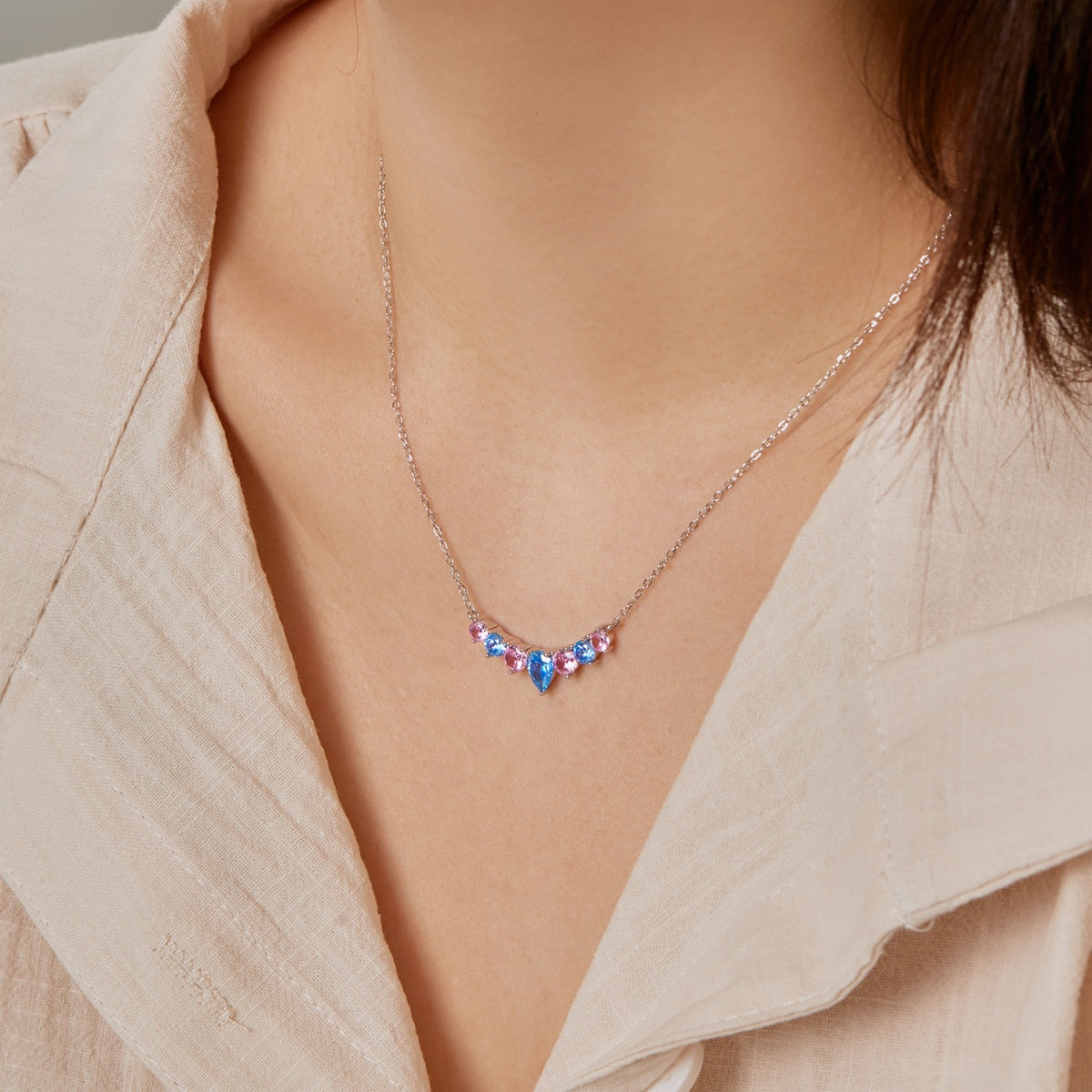 [HOT] Collier délicat en forme de cœur coloré