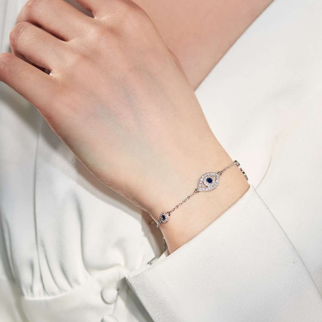[HOT] Collier délicat en forme d'œil