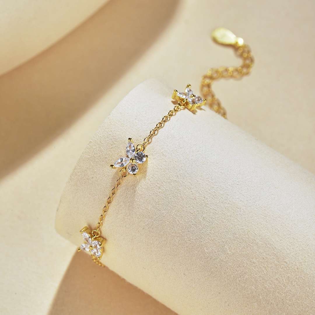 [HOT] Collier en forme de papillon rayonnant