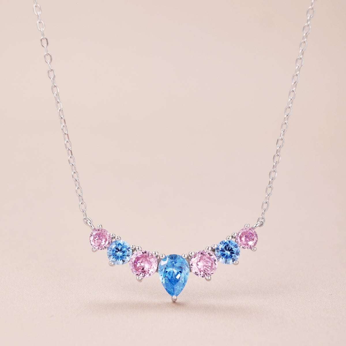 [HOT] Collier délicat en forme de cœur coloré