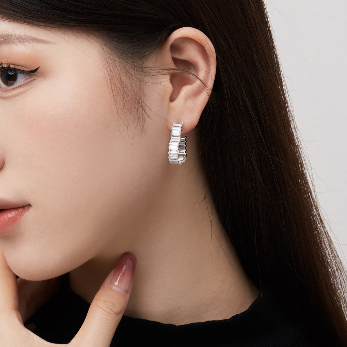 [HOT]Boucles d'oreilles découpées en forme de cœur rayonnant