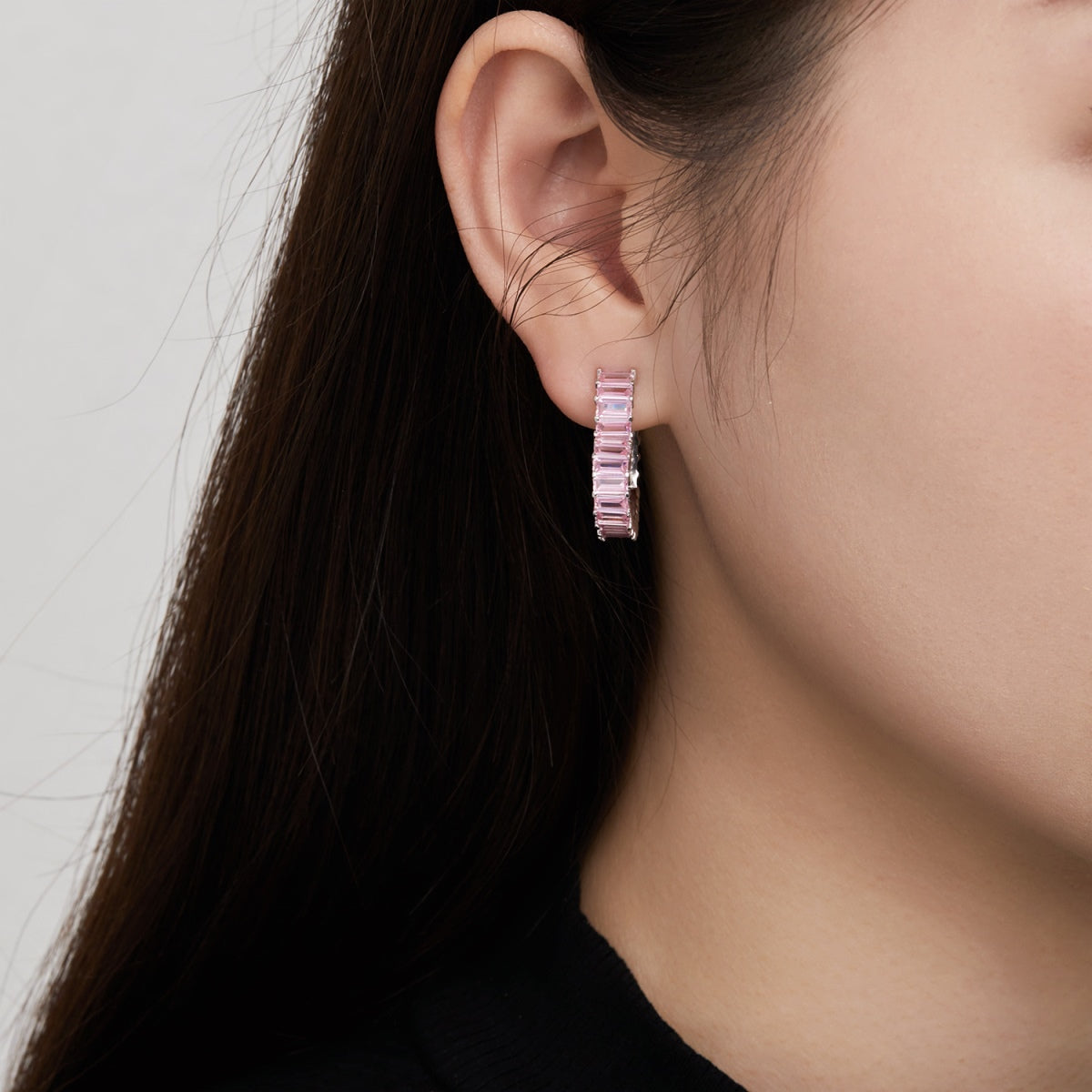 [HOT]Boucles d'oreilles découpées en forme de cœur rayonnant