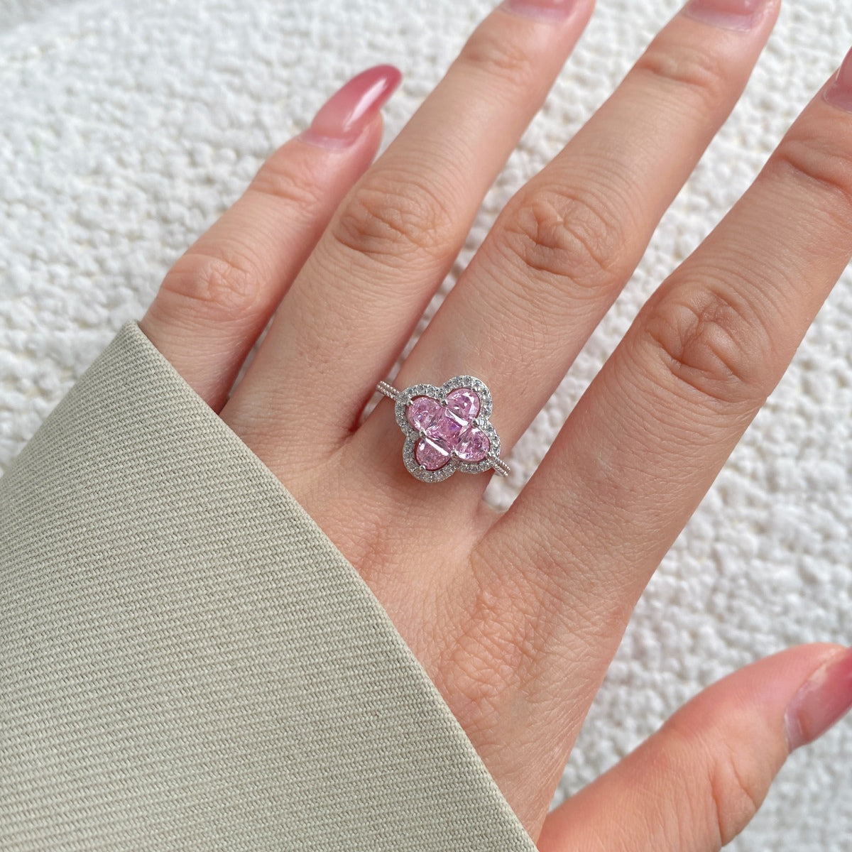 [HOT] Bague de banquet luxueuse en forme de fleur d'éternité